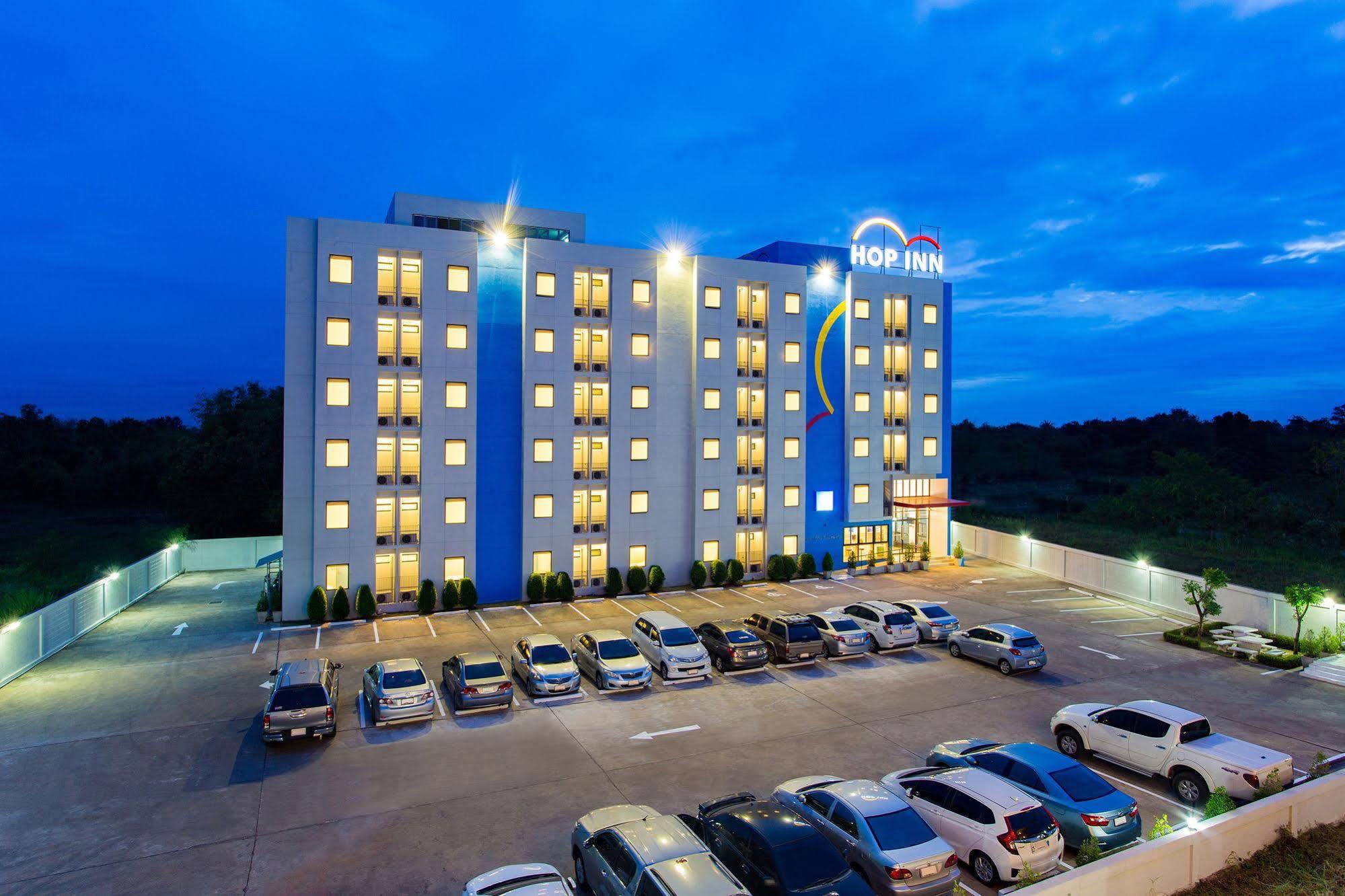 Hop Inn Roi Et Exteriör bild